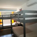 New Art Hostel - Albergue Juvenil