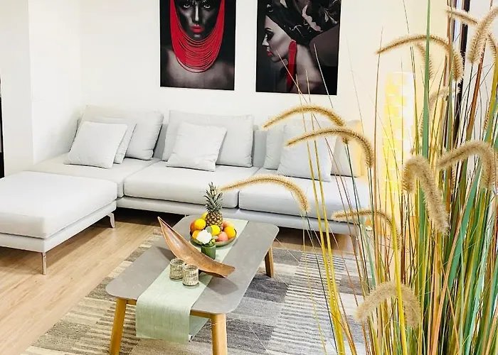 Hotel Apartment With 2-En Suite Bedrooms
