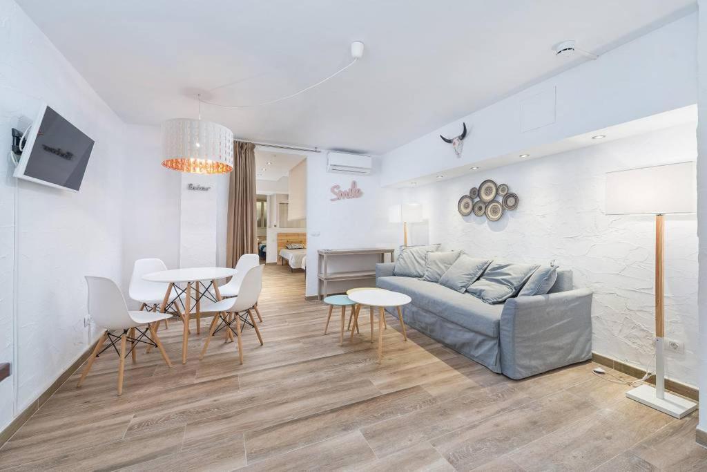 Singular By Eurotels - Juvenil Hostel Palma de Mallorca