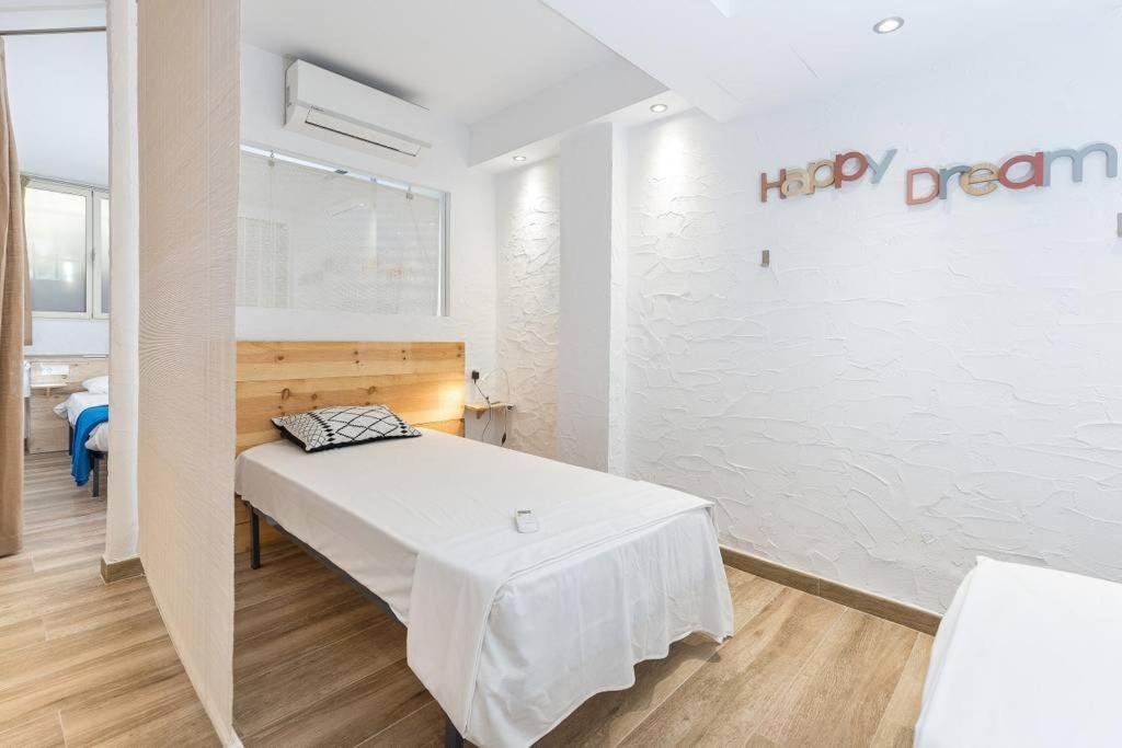 Singular By Eurotels - Juvenil Hostel