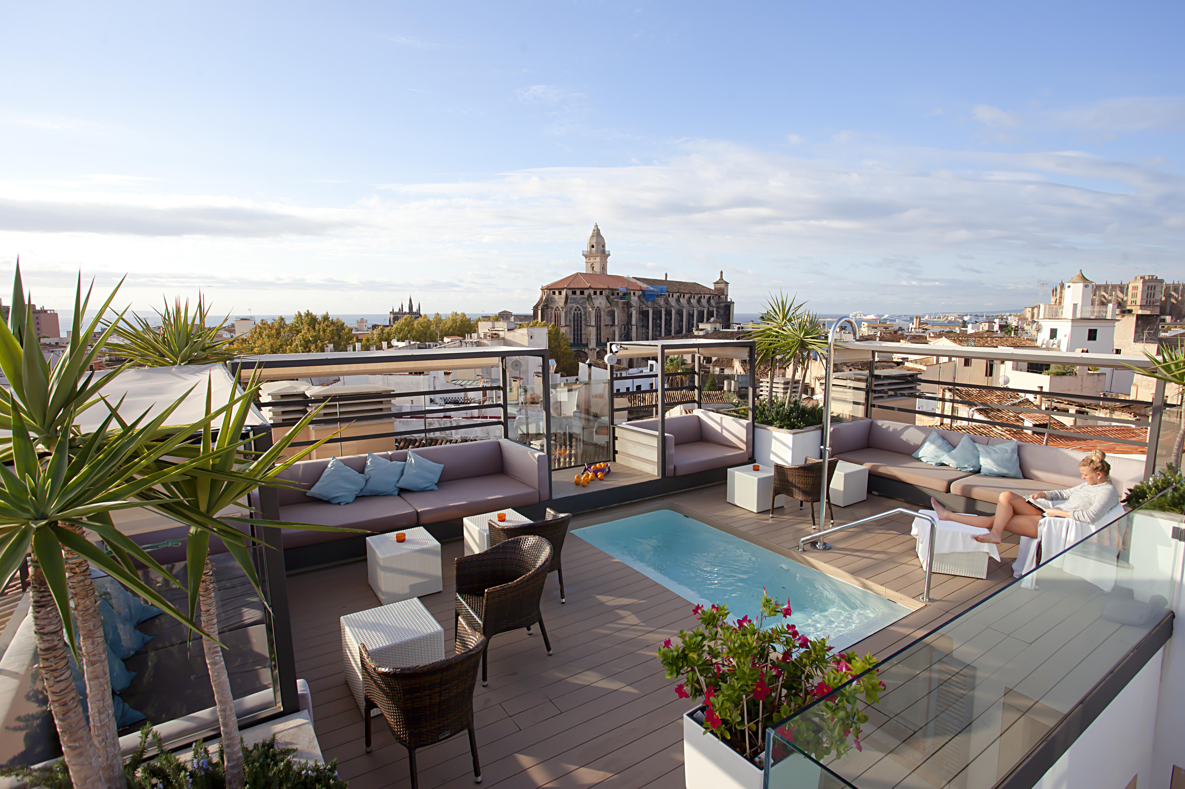 Palma Suites Aparthotel 4*