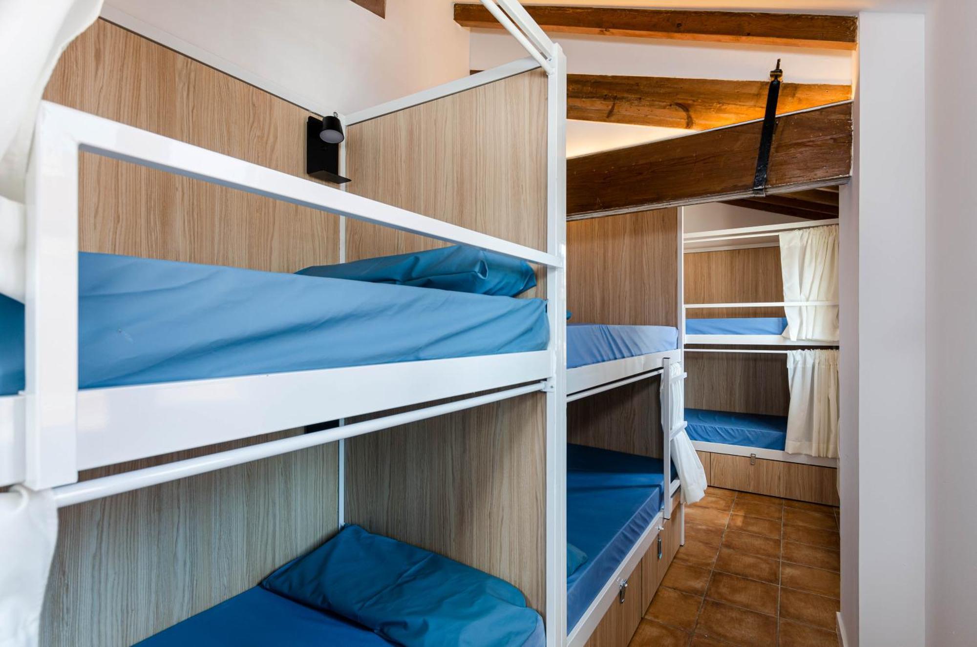 Urban - Juvenil - Youth Hostal Palma de Mallorca