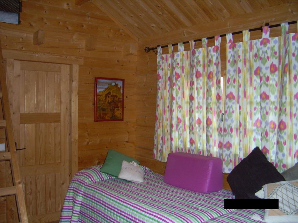 Wooden Bungalow *