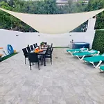 Casona Low Cost Fan Lujo