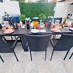 Casona Low Cost Fan Lujo