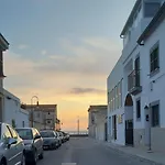Preciosa Planta Baja A Pocos Metros De La Playa