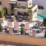 Hotel Gloria De Sant Jaume