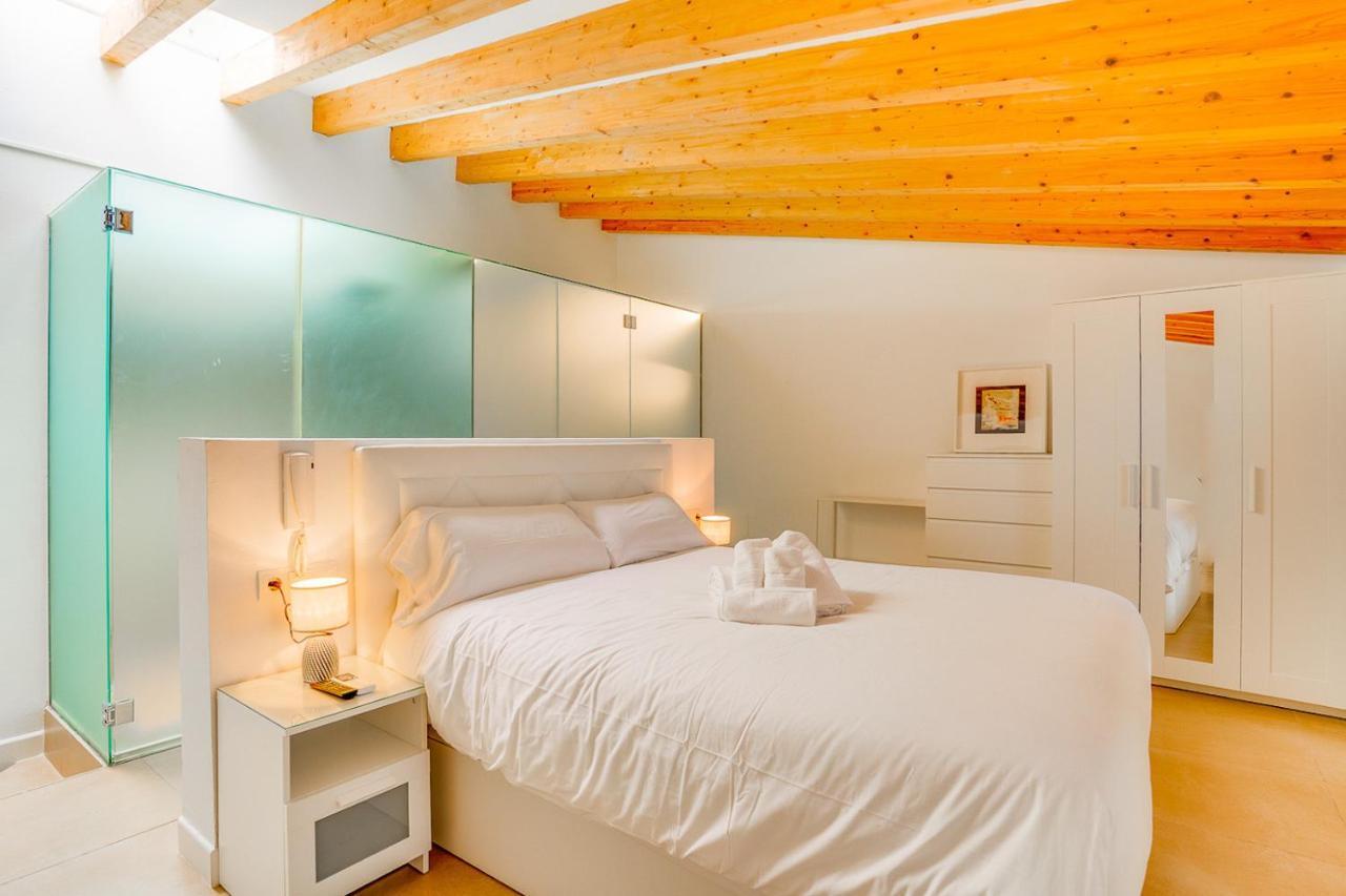 Apartment Duplex - With Garage