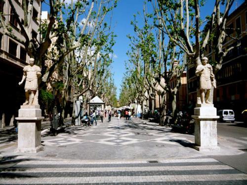 Guest house Rambla Center *