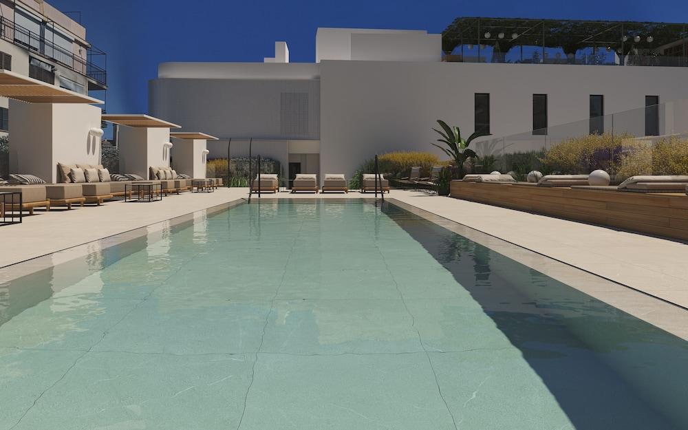 Hm Blanc Hotel