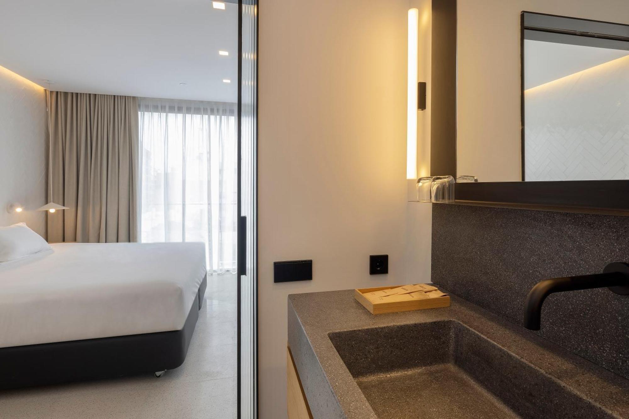 Hm Blanc Hotel