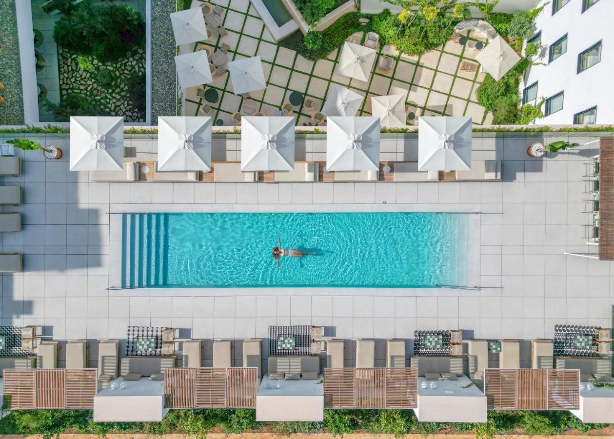 Hm Blanc Hotel