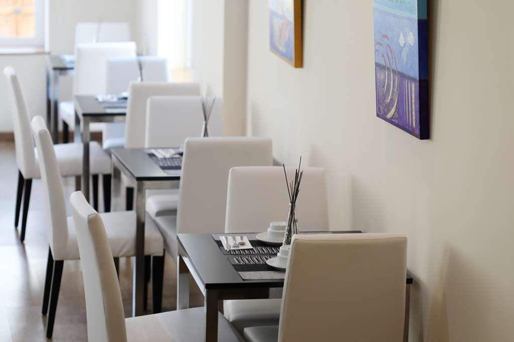 Zurbaran Hotel 3*