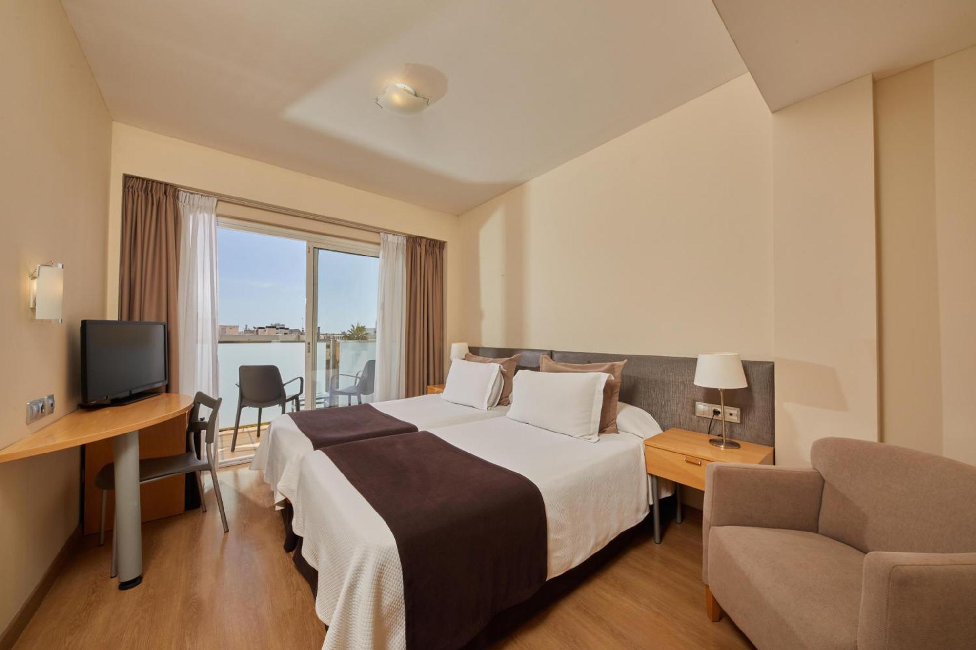 Zurbaran Hotel 3*