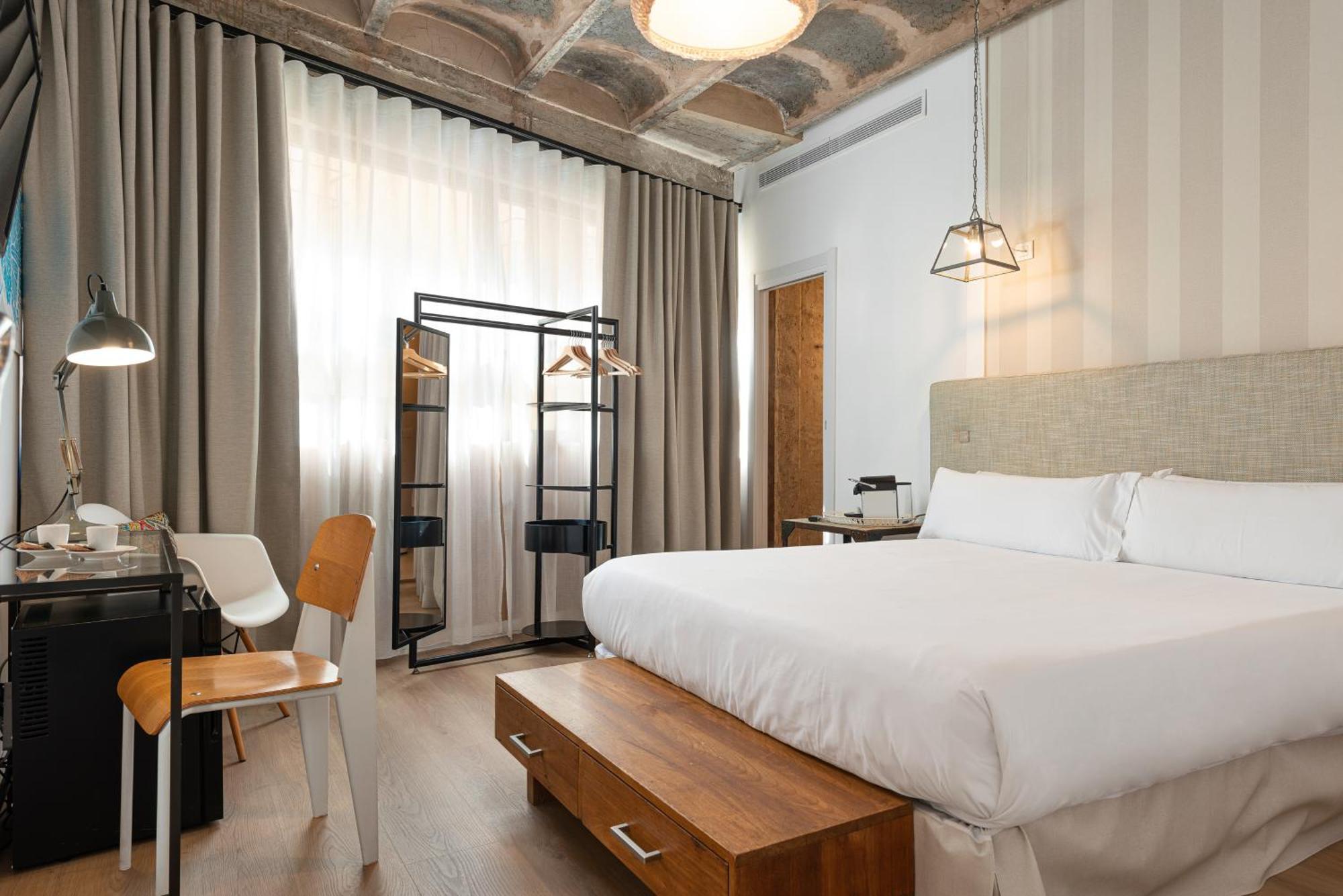 Brondo Architect 4*