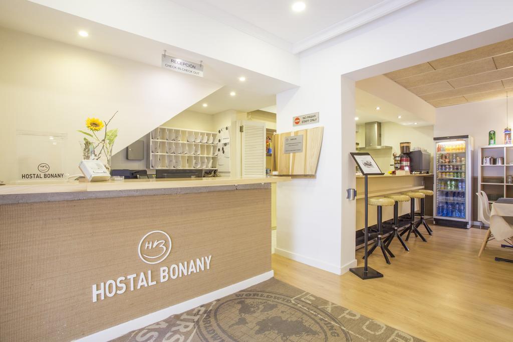 Bonany Hostel *