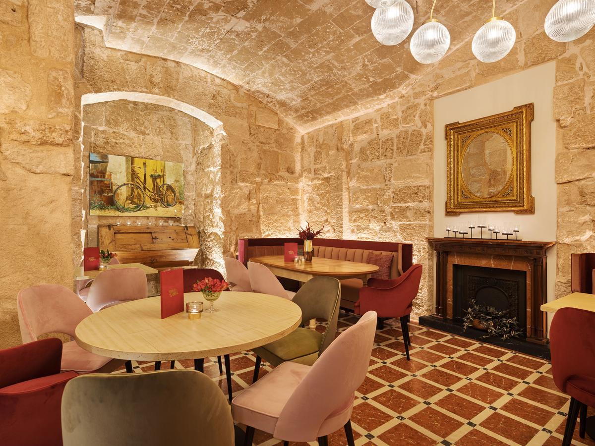 Hotel Gloria De Sant Jaume 5*