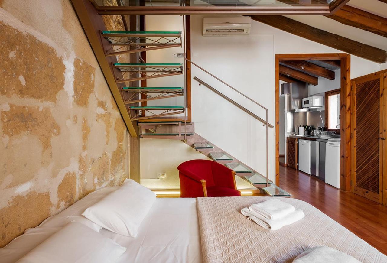 Hotel Ramon Llull House 2*