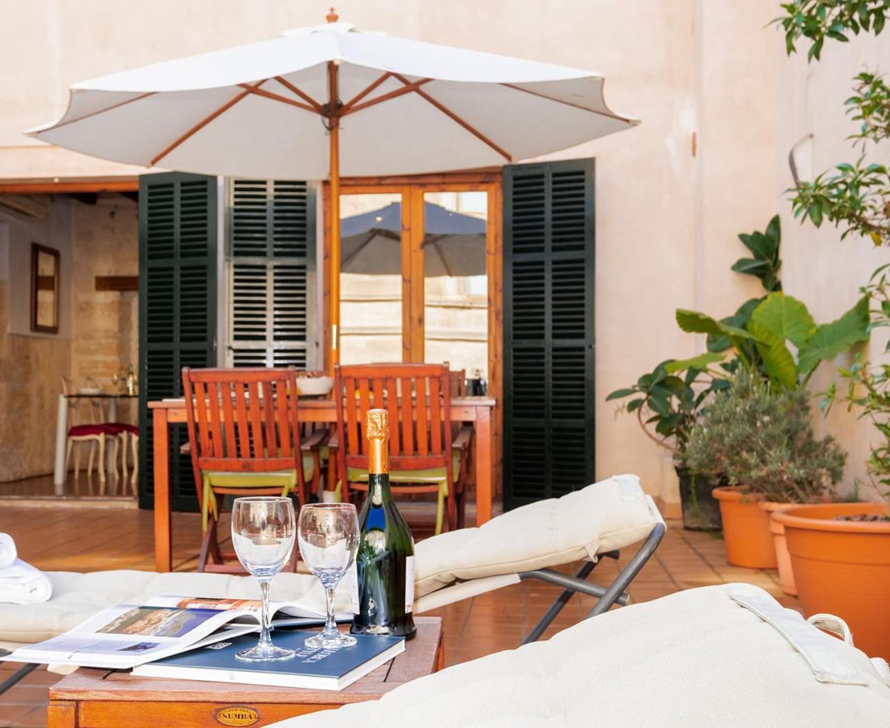 Hotel Ramon Llull House 2*