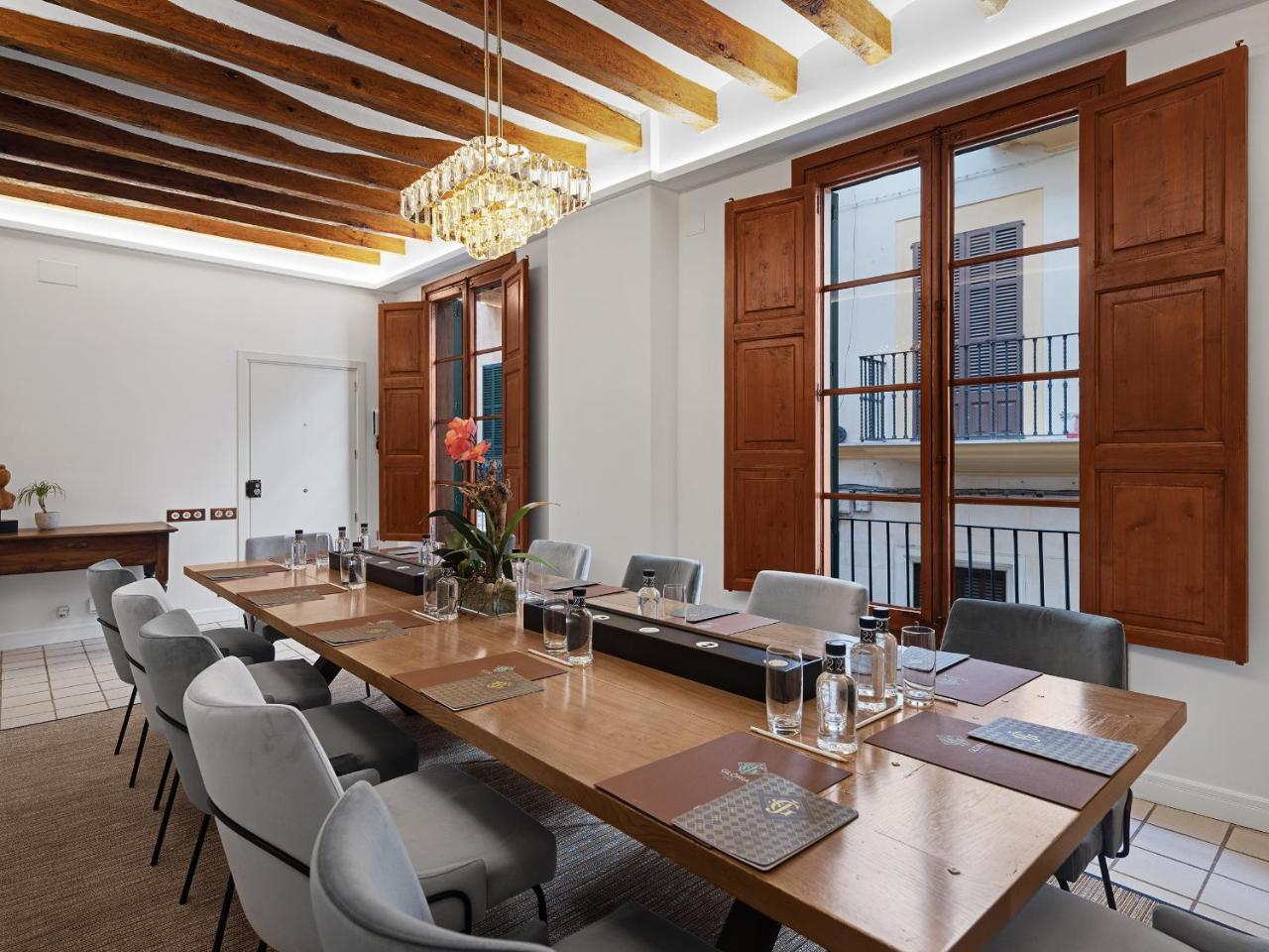 Gloria De Sant Jaume Hotel 5*