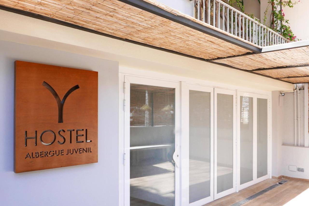 Y - Juvenil Albergue Palma de Maiorca