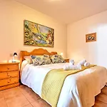 Son Veler House