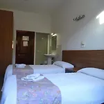 Hostal Ritzi