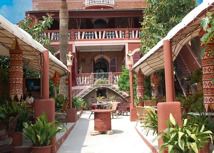 Hostal Corona
