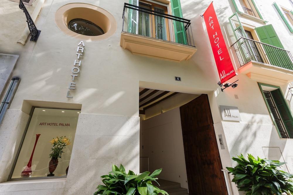 Ah Art Palma Hotel