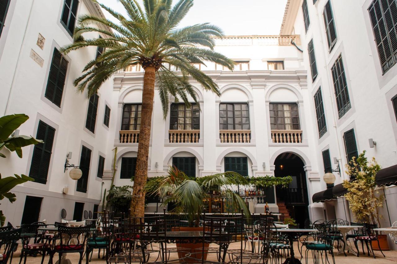 Hotel Born 4*