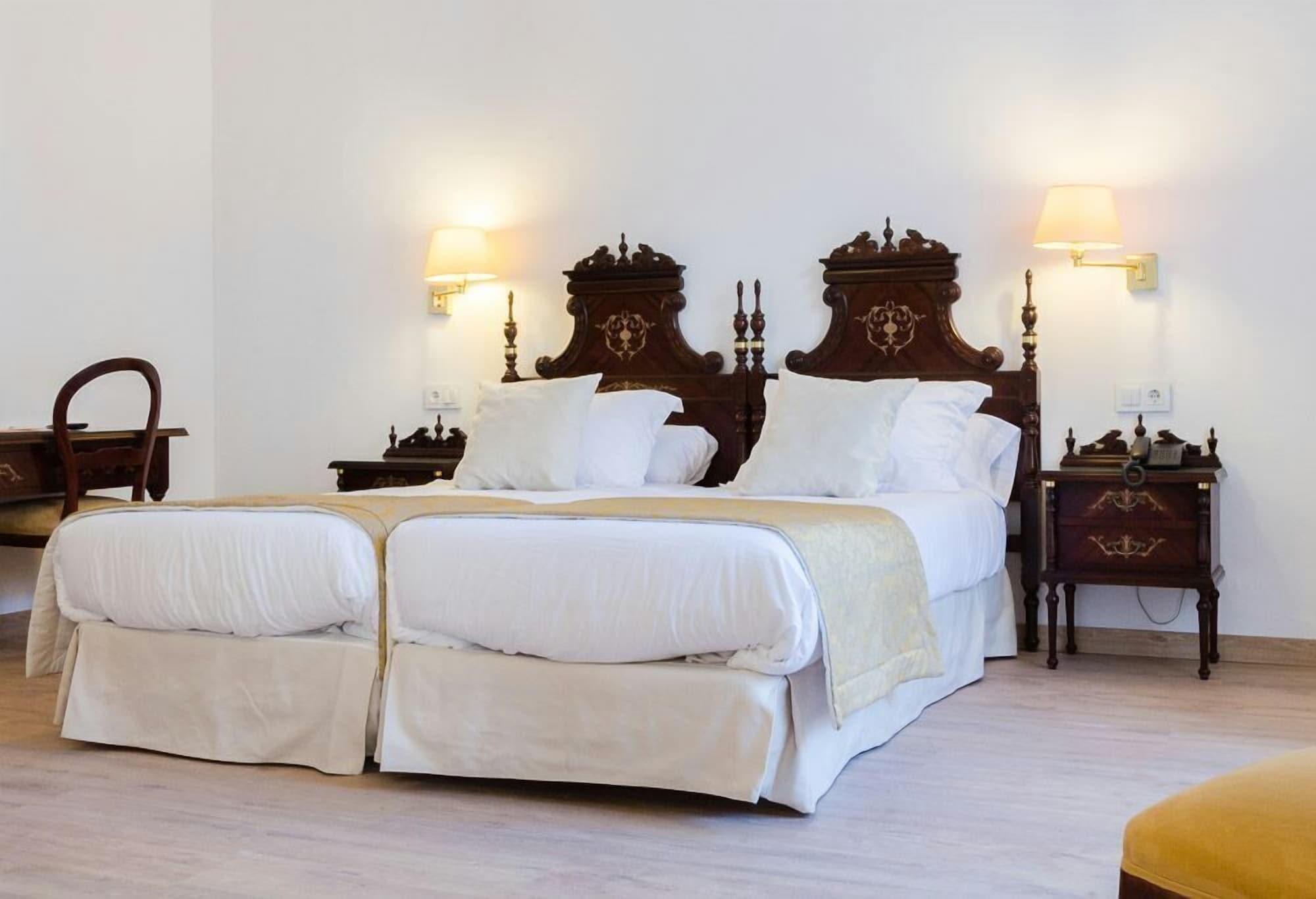 Born Hotel 4*