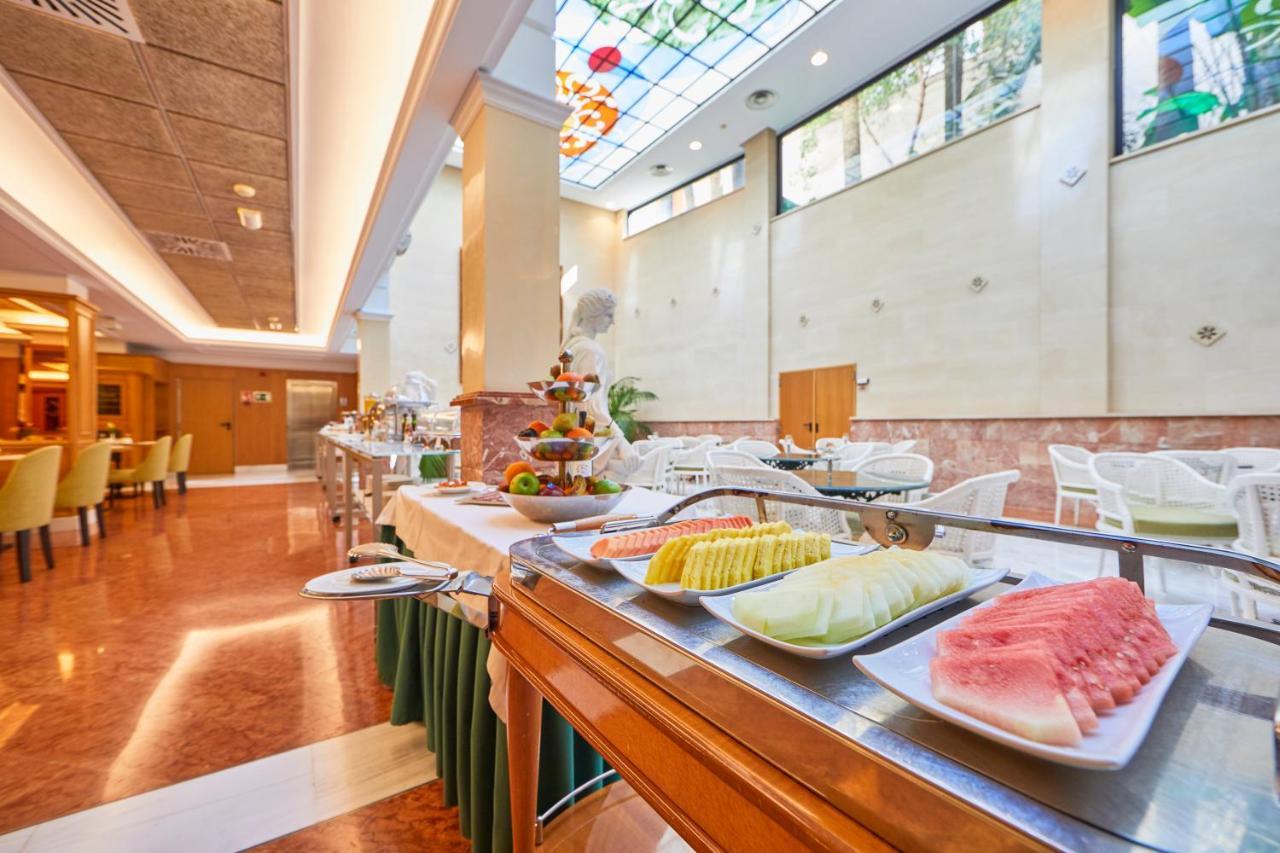 Continental Hotel 4*