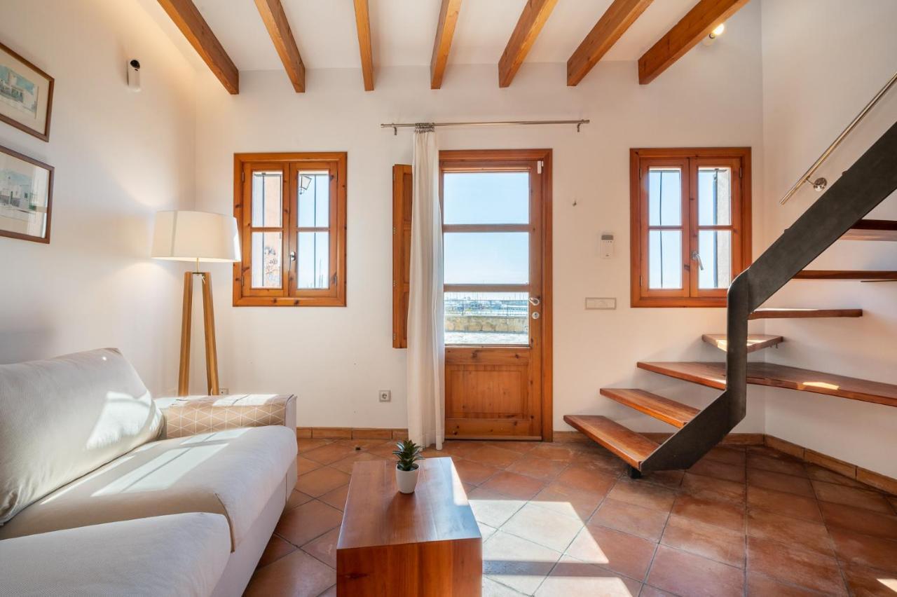 Moli 37 House - Port View Terrace Apartment