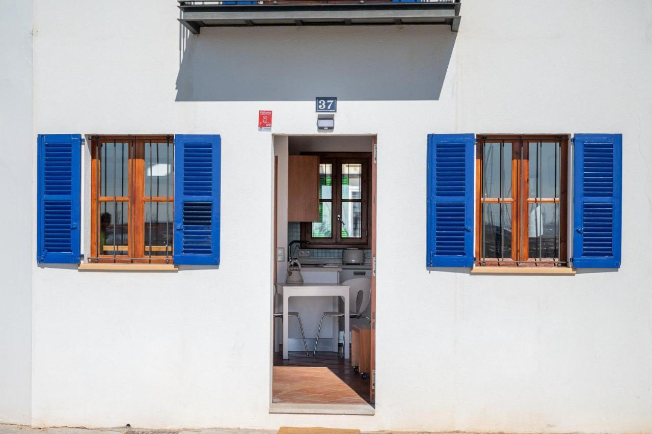 Moli 37 House - Port View Terrace