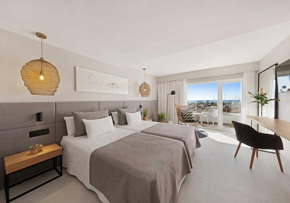 Almudaina Hotel 4*