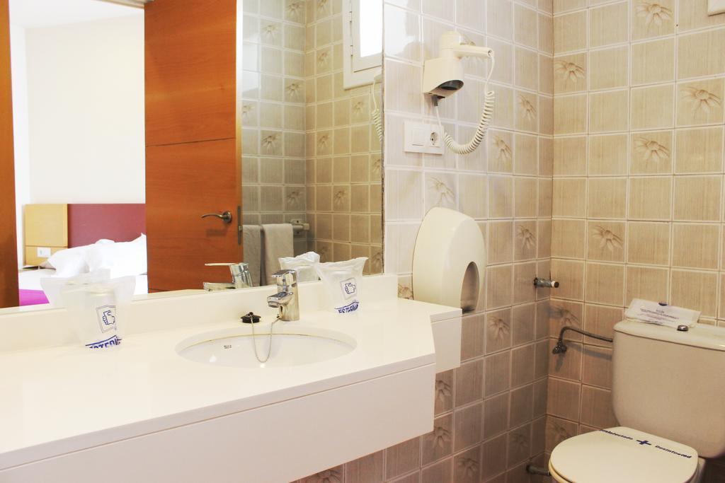 Colon Hotel 3*