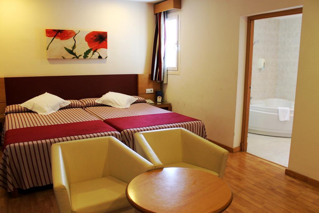 Amic Colon Hotel 3*