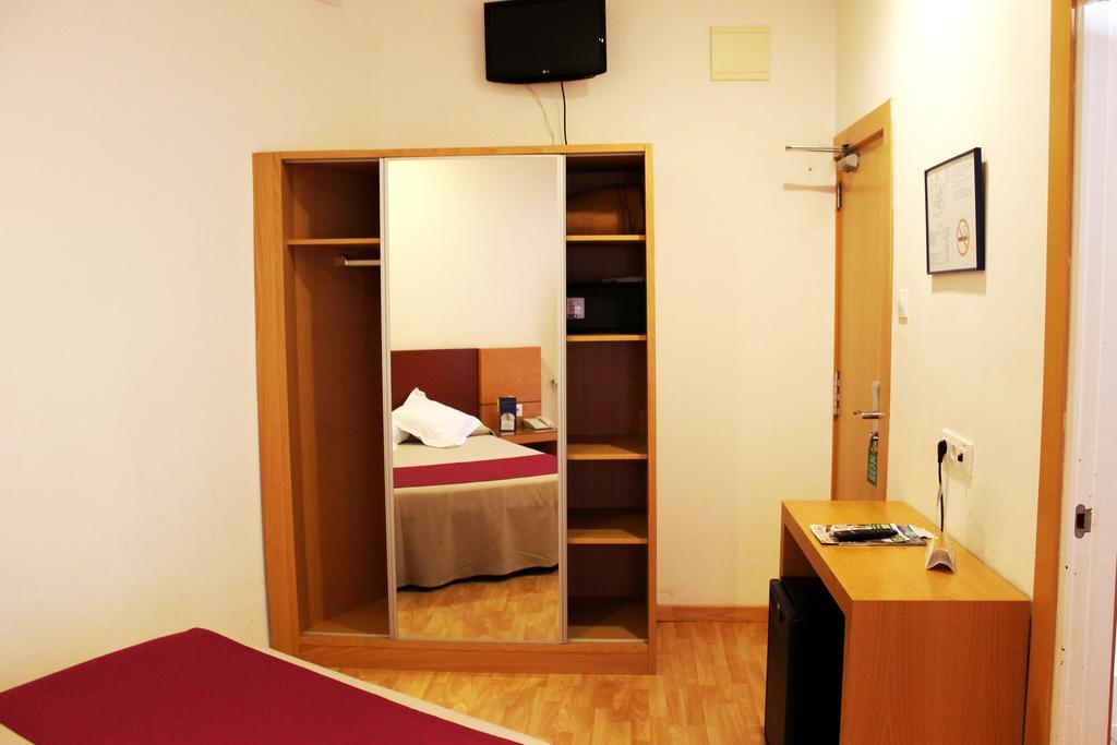 Amic Colon Hotel 3*