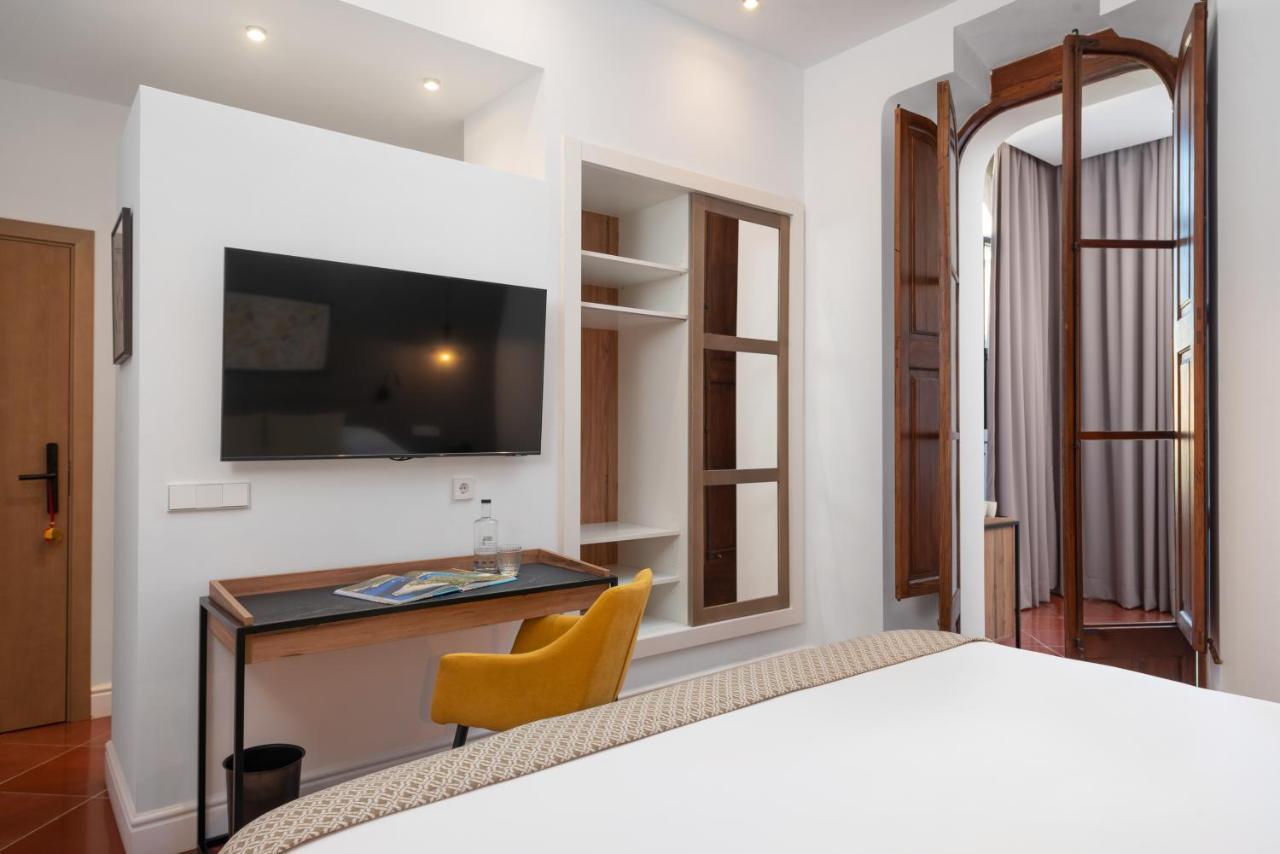 Quetglas Hotel 4*