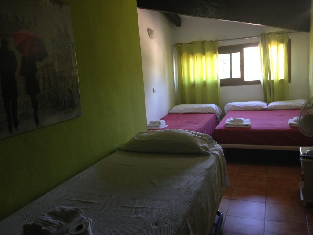 Hostel Juvenil New Age *