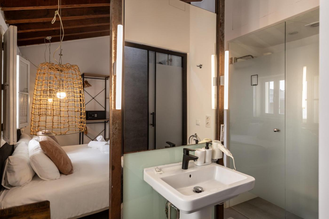 Antiguo Brondo Selfcheck-in Smart Hotel