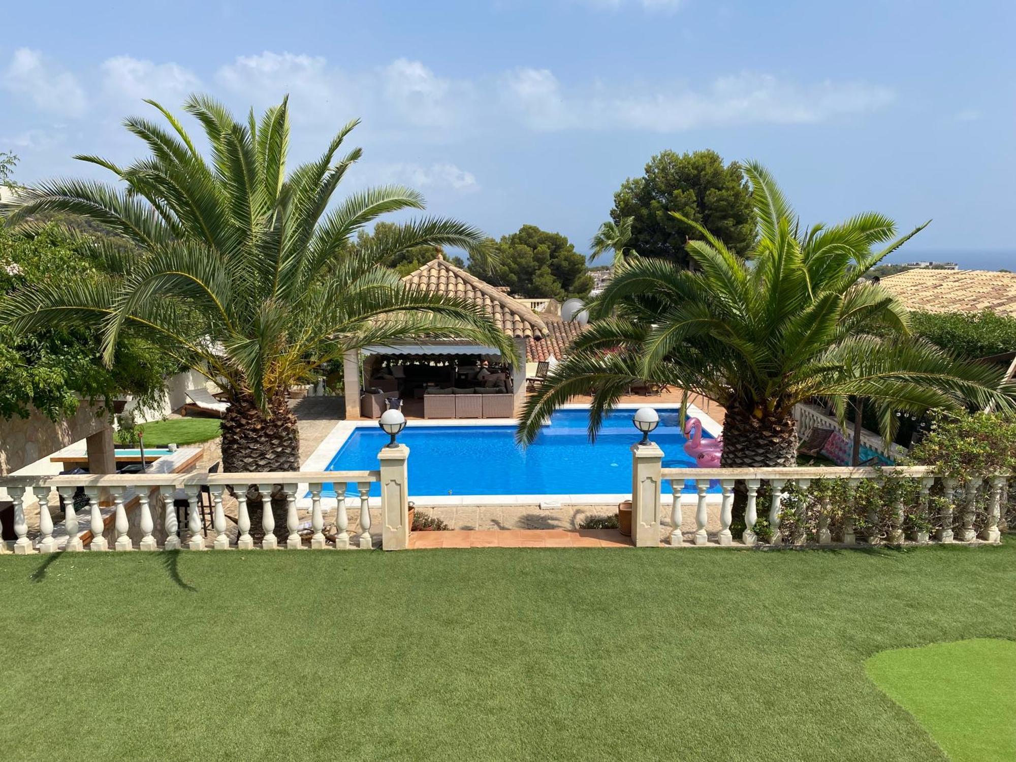 Santa Lavinia Villa *