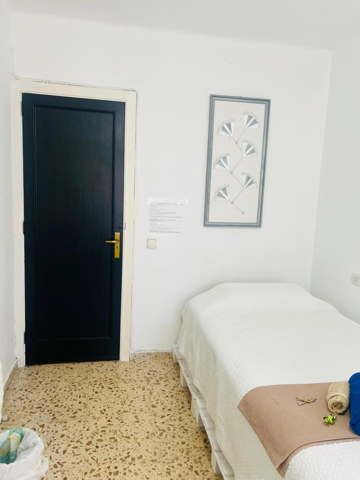 Apartment Habitacion Rustica En Para Una Sola Persona En Casa Familiar