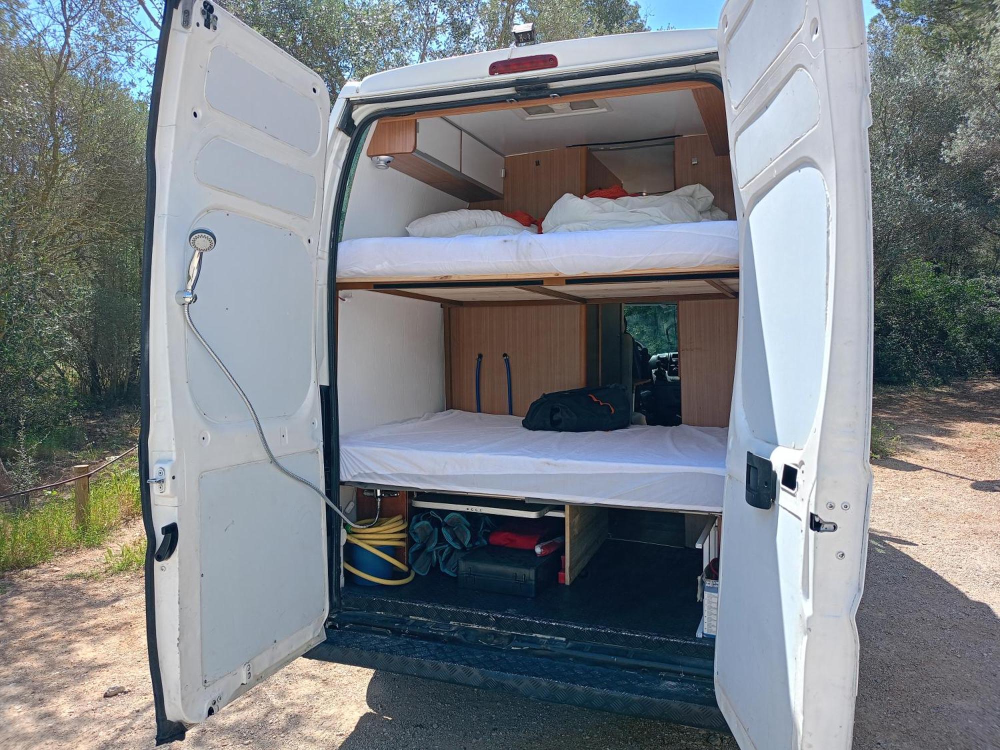 Campsite Furgoneta Camper Gran Volumen Palma de Mallorca