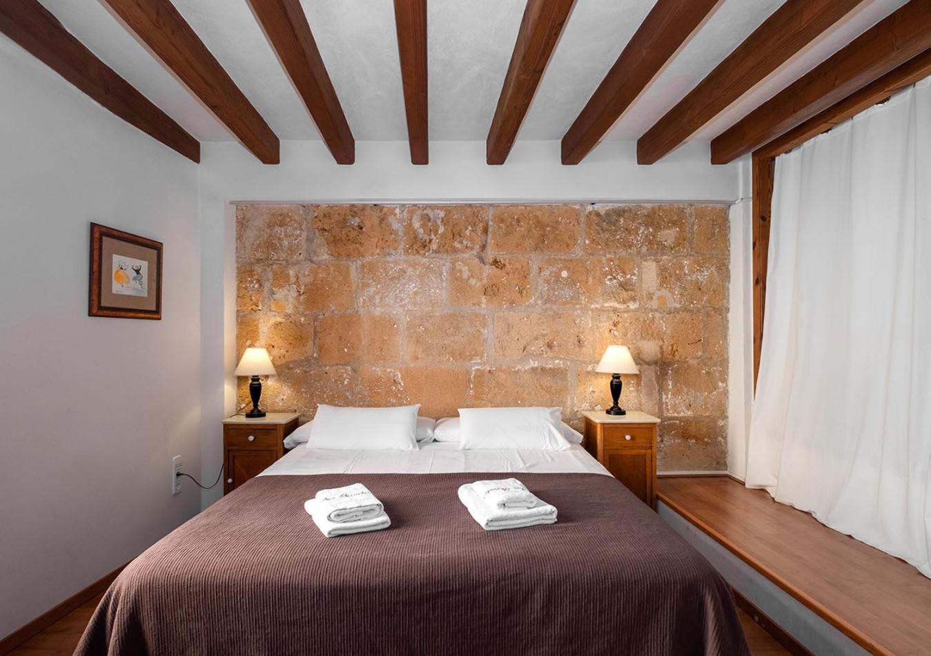 Hotel Ramon Llull House