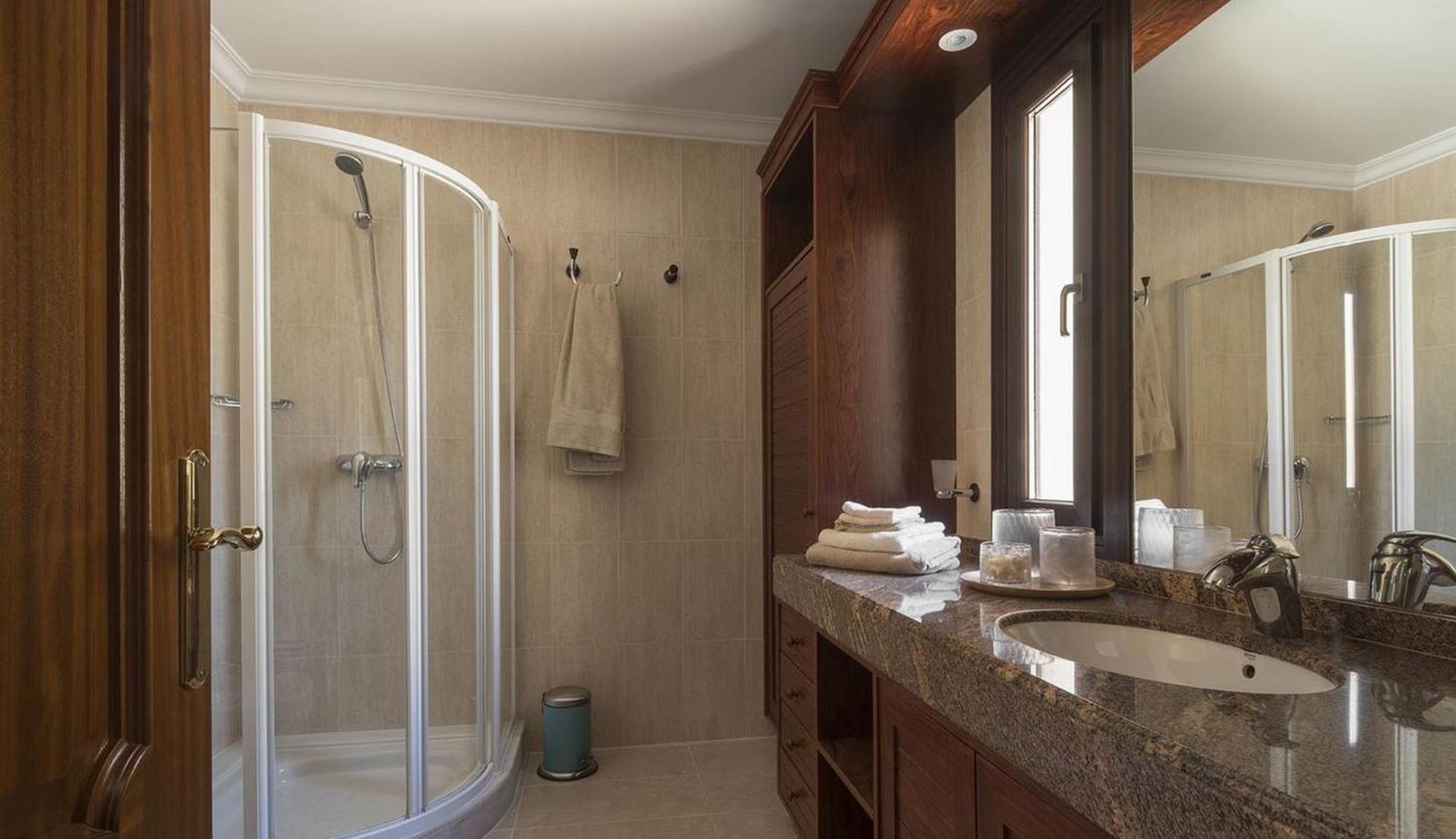 Luxury With Sea View And A Private Swimming Pool Villa