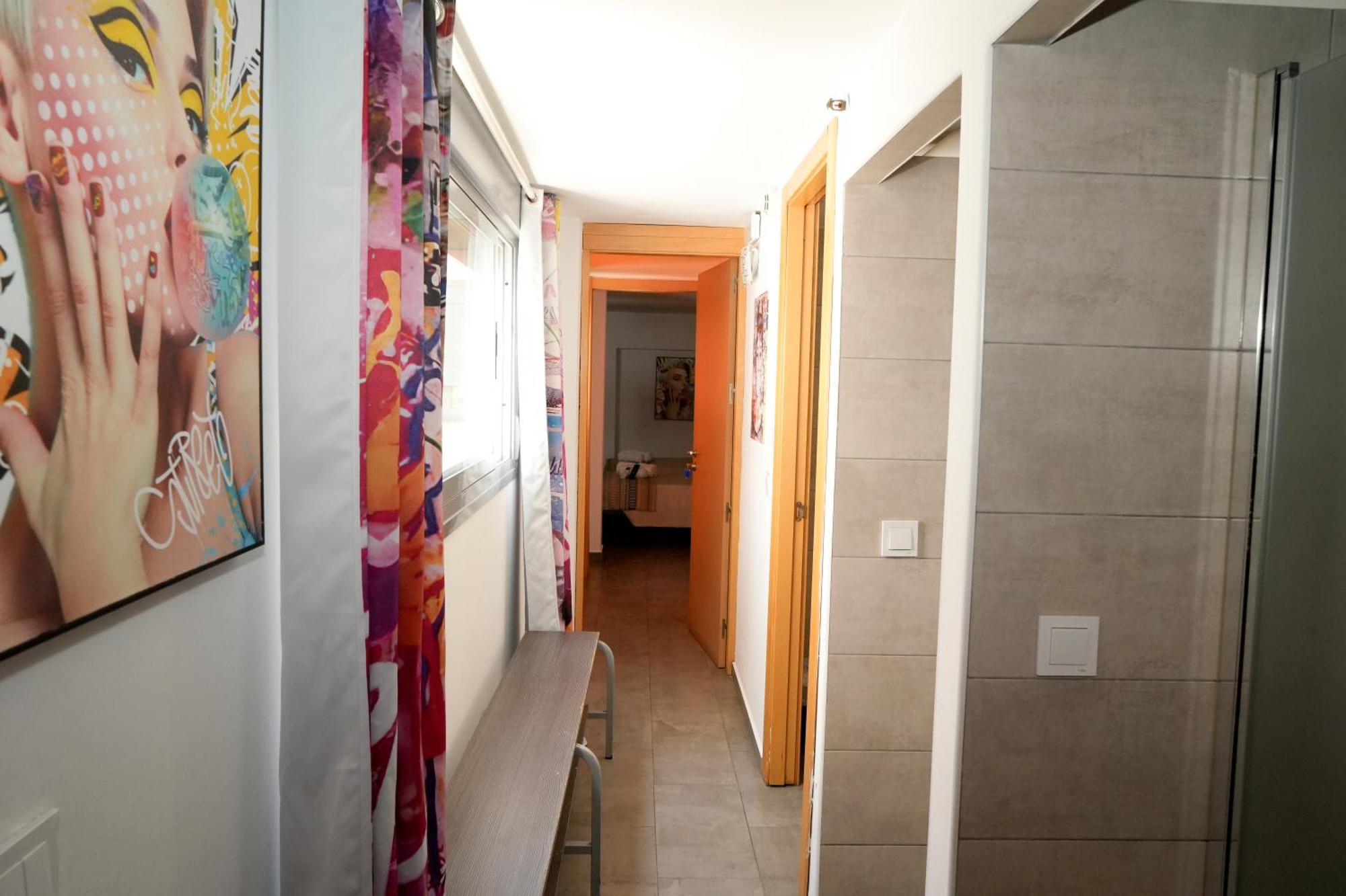 New Art - Juvenil Hostal Palma de Mallorca