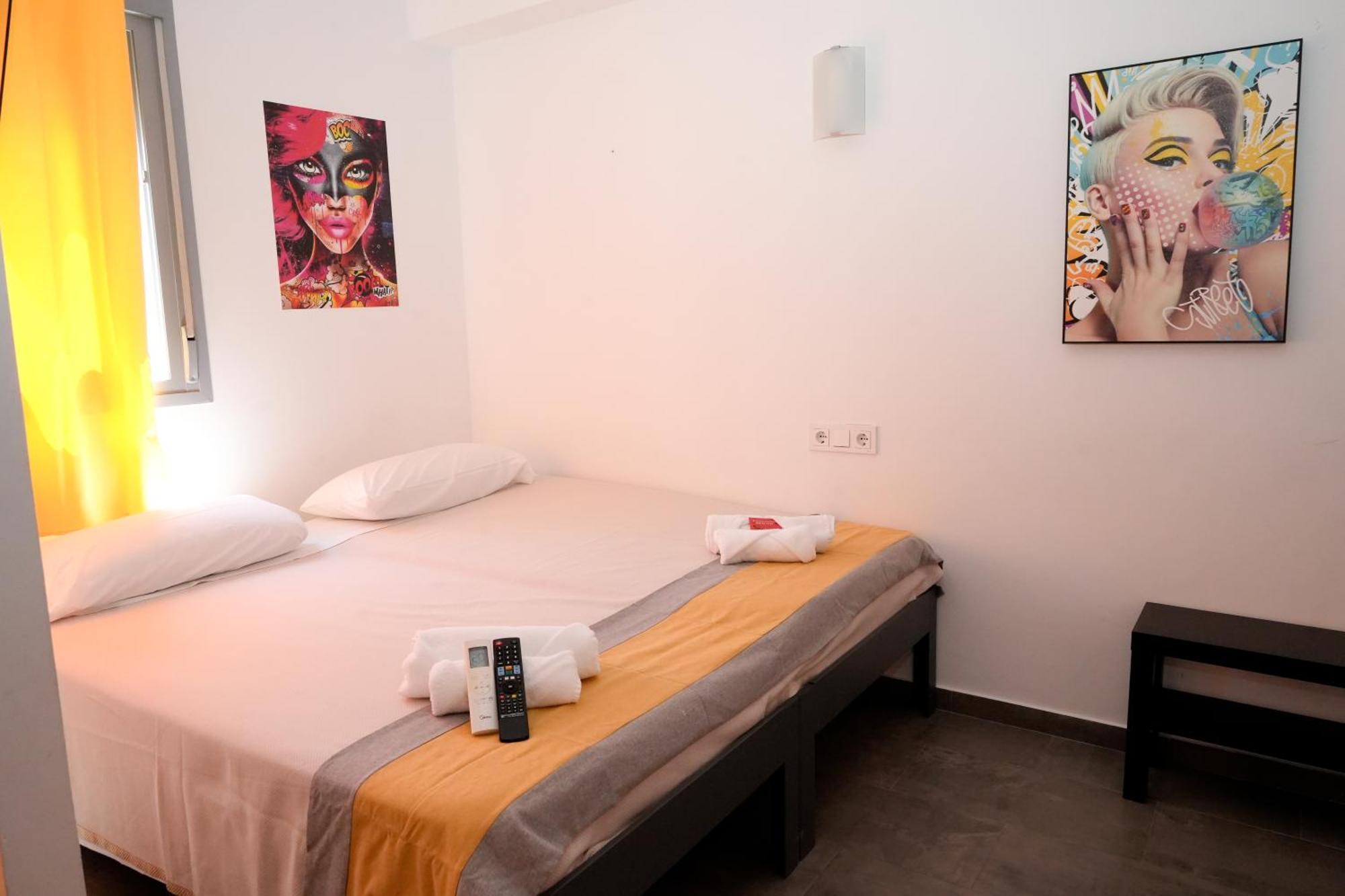 New Art - Juvenil Hostal