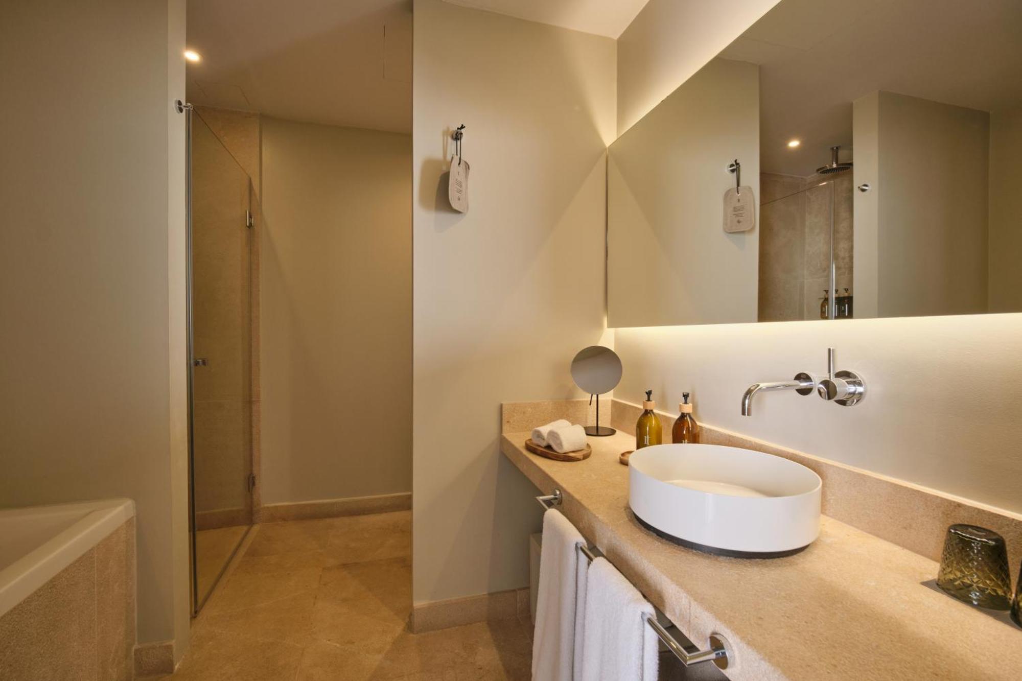 Sant Jaume Design Hotel 5*