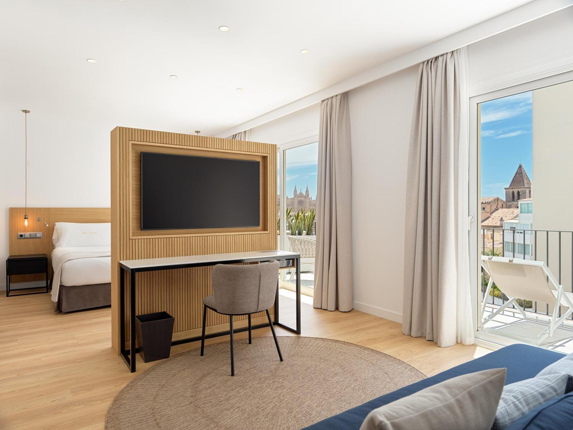 Hotel Saratoga 4*